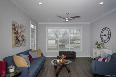 422 Charles Pond Drive #422, Coram, NY 11727 - Photo 6