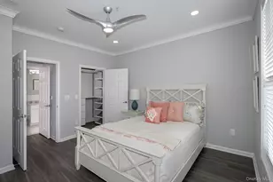 422 Charles Pond Dr, Coram, NY 11727 - Photo 8