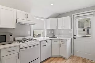 19 Pine Ln, Bayville, NY 11709 - Photo 32