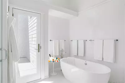 64 W End Road, East Hampton, NY 11937 - Photo 18