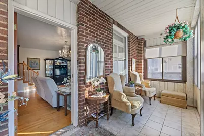 307 N Fulton Avenue, Fleetwood, NY 10552 - Photo 2