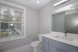 75 Circle Dr, Central Islip, NY 11722 - Photo 14