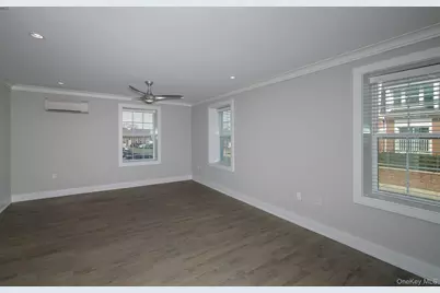 75 Circle Drive #83-105, Central Islip, NY 11722 - Photo 6