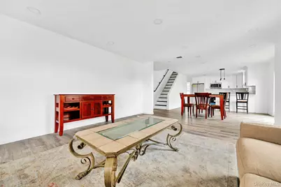 1811 Bedford Avenue, Merrick, NY 11566 - Photo 4