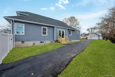 1811 Bedford Avenue, Merrick, NY 11566 - Photo 32