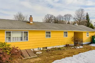 16 Overlook Dr, Newburgh, NY 12550 - Photo 26