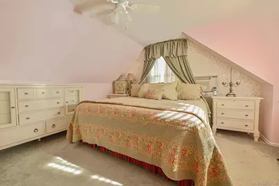 264 N Delaware Avenue, Massapequa, NY 11758 - Photo 12