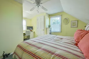 264 N Delaware Ave, Massapequa, NY 11758 - Photo 16