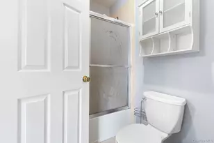 51 Jordan Dr, Medford, NY 11763 - Photo 26