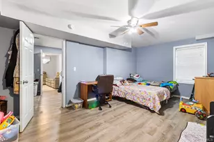 51 Jordan Dr, Medford, NY 11763 - Photo 32