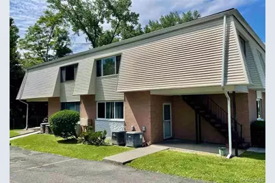 1201 McIntosh Place #12A, Newburgh, NY 12550 - Photo 2