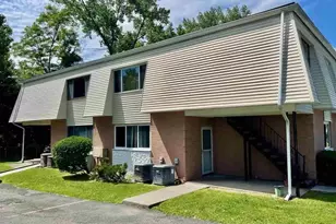 1201 McIntosh Pl, Newburgh, NY 12550 - Photo 2