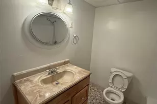 1201 McIntosh Pl, Newburgh, NY 12550 - Photo 20