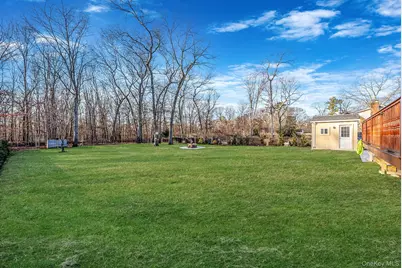 20 Howe Road, Coram, NY 11727 - Photo 22