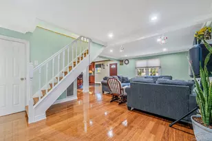 20 Howe Rd, Coram, NY 11727 - Photo 6