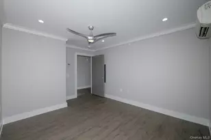 75 Circle Dr, Central Islip, NY 11722 - Photo 8