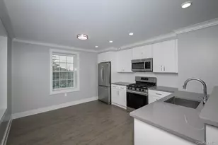 75 Circle Dr, Central Islip, NY 11722 - Photo 4