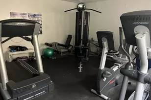 725 Miller Ave, Freeport, NY 11520 - Photo 14