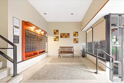 2015 St Paul Avenue #3G, Bronx, NY 10461 - Photo 4