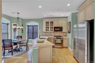 514 Pacing Way, Westbury, NY 11590 - Photo 14