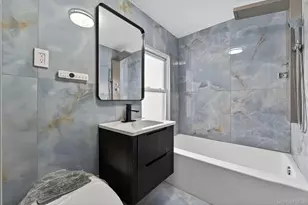 136-03 220th St, Springfield Gardens, NY 11413 - Photo 10