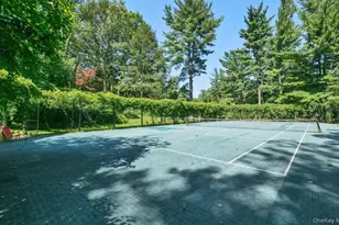 35 Saxon Woods Rd, White Plains, NY 10605 - Photo 8