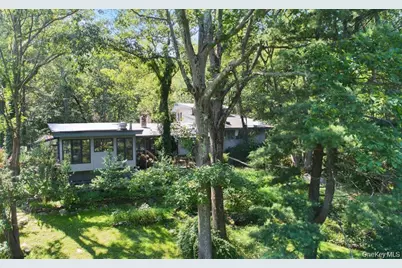 35 Saxon Woods Road, White Plains, NY 10605 - Photo 1