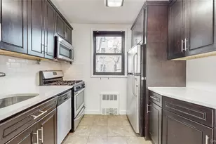 139-15 83rd Ave, Briarwood, NY 11435 - Photo 2