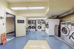 139-15 83rd Ave, Briarwood, NY 11435 - Photo 10