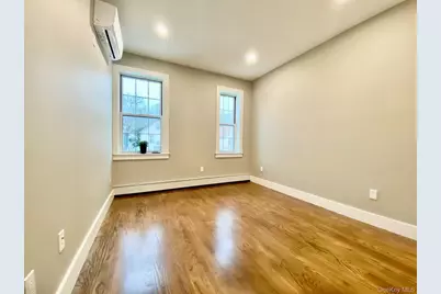 89-21 69th Road, Brooklyn, NY 11357 - Photo 6