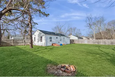 603 Doane Avenue, Bellport, NY 11713 - Photo 6