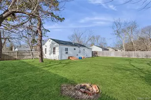 603 Doane Ave, Bellport, NY 11713 - Photo 6