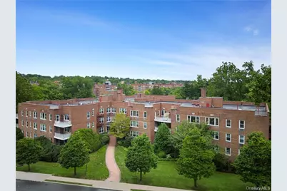 700 Scarsdale Avenue #1T, Scarsdale, NY 10583 - Photo 1
