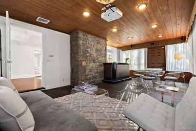 92 Verdun Avenue, New Rochelle, NY 10804 - Photo 8