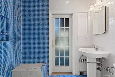 92 Verdun Avenue, New Rochelle, NY 10804 - Photo 22