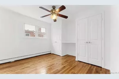 23 Doris Avenue, Franklin Square, NY 11010 - Photo 6