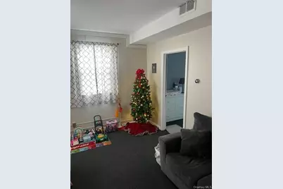 66 Lee Avenue #First Floor, Yonkers, NY 10705 - Photo 6
