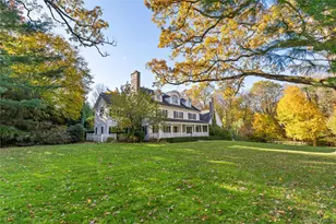 8 Richbell Rd, Scarsdale, NY 10583 - Photo 2