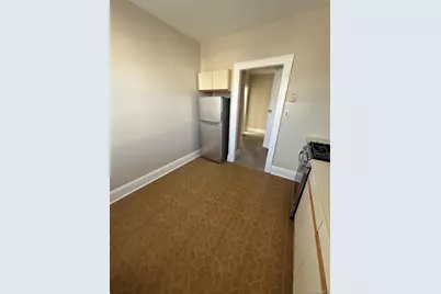 7 Starks Place #2, Lynbrook, NY 11563 - Photo 4