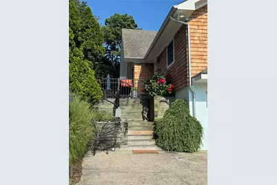 2 W Hillover Road, Hampton Bays, NY 11946 - Photo 42