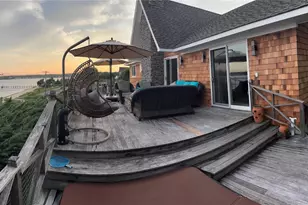 2 W Hillover Rd, Hampton Bays, NY 11946 - Photo 36