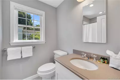 422 Midland Avenue, Rye, NY 10580 - Photo 22