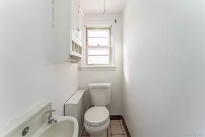 12 Taylor Place, Hempstead, NY 11550 - Photo 8