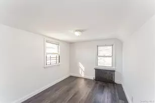 12 Taylor Pl, Hempstead, NY 11550 - Photo 14