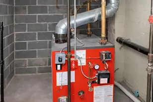 60-89 54th St, Maspeth, NY 11378 - Photo 4