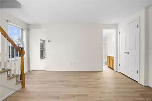 17 Fairview St, Huntington, NY 11743 - Photo 6