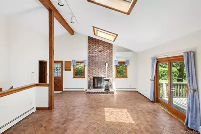 250 Paradise Point Road, Southold, NY 11971 - Photo 4