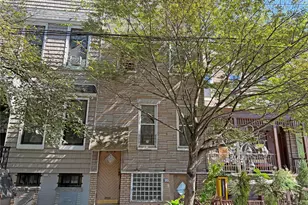 68-09 60th St, Ridgewood, NY 11385 - Photo 2