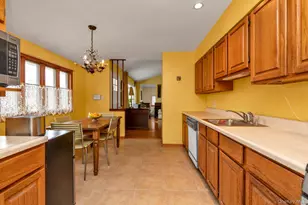 1521 Pine Acres Blvd, Bay Shore, NY 11706 - Photo 6