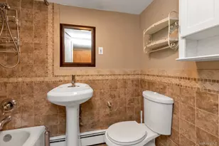 1521 Pine Acres Blvd, Bay Shore, NY 11706 - Photo 14